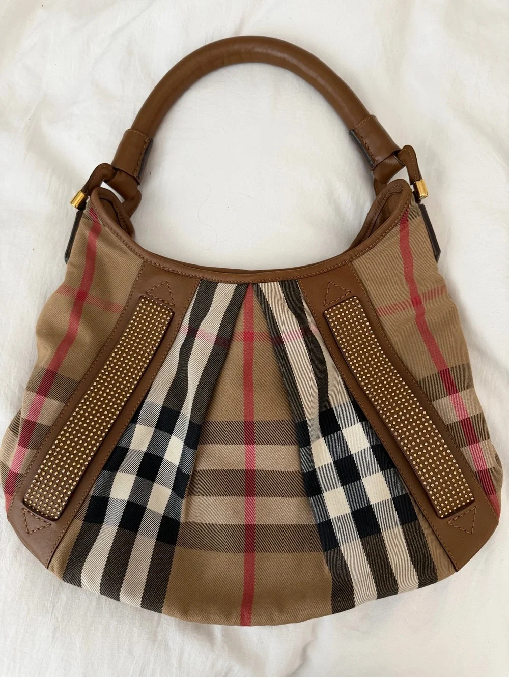 Burberry classic hobo